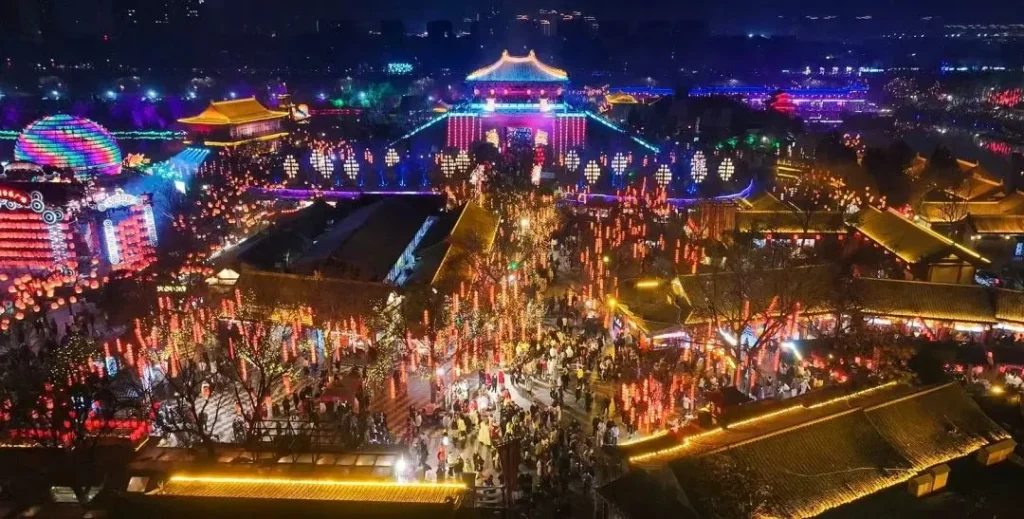 春节文旅消费“热力全开”，8天假期花了6770.02亿！缩略图